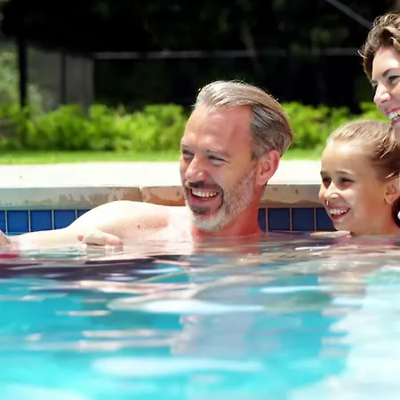 Privates- Luxurioeses Glamping Mit Solarbeheiztem Schwimmbad Tv Und Wi-fi By Interhome *